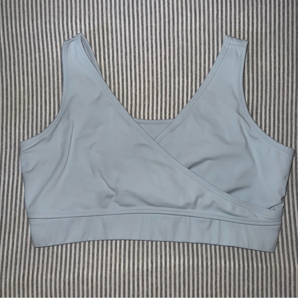 Love & Fit Everyday Luxe 3.0 Nursing & Hands-Free
Pumping Bra Size 2XL Blue